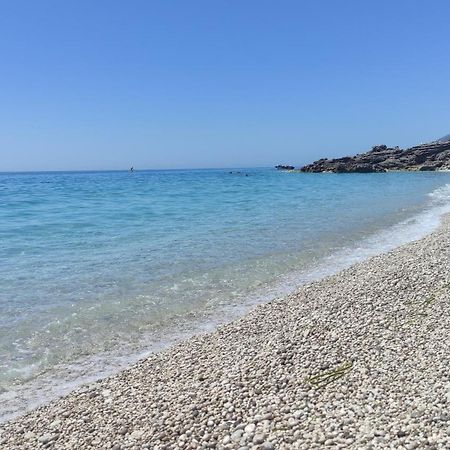 Glamping Rooms At The Sea Turtle Dhermi Exterior photo