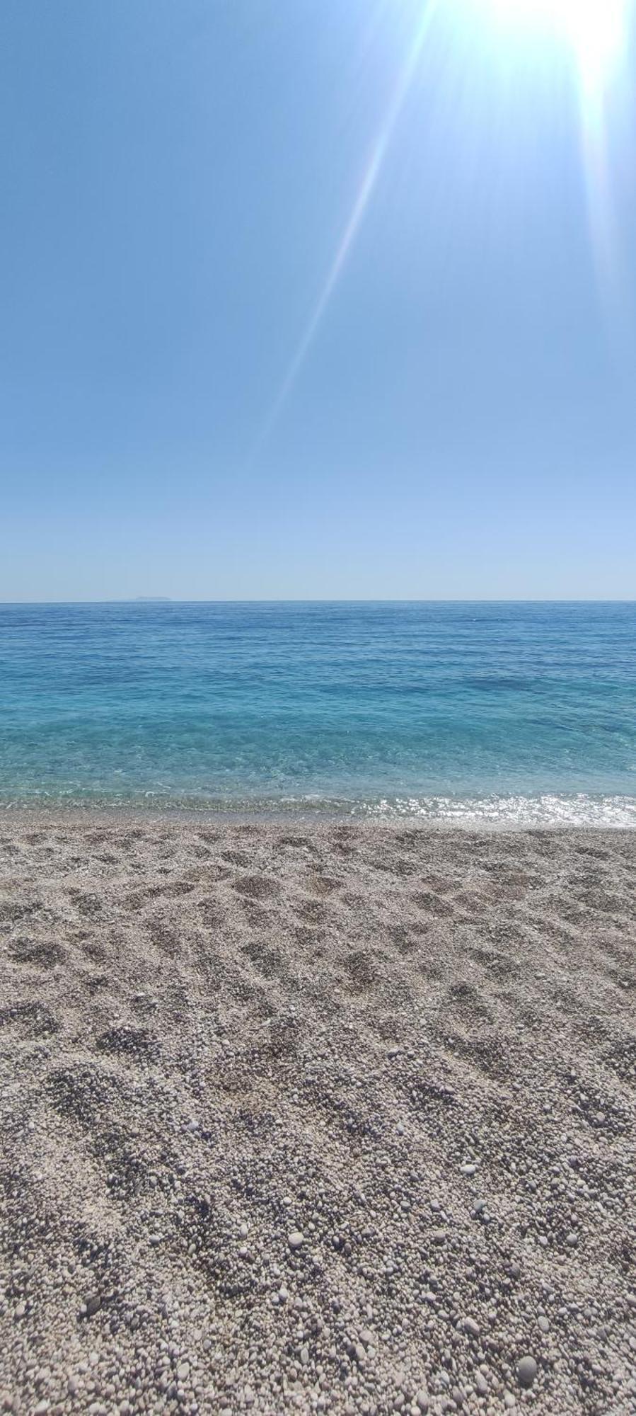 Glamping Rooms At The Sea Turtle Dhermi Exterior photo